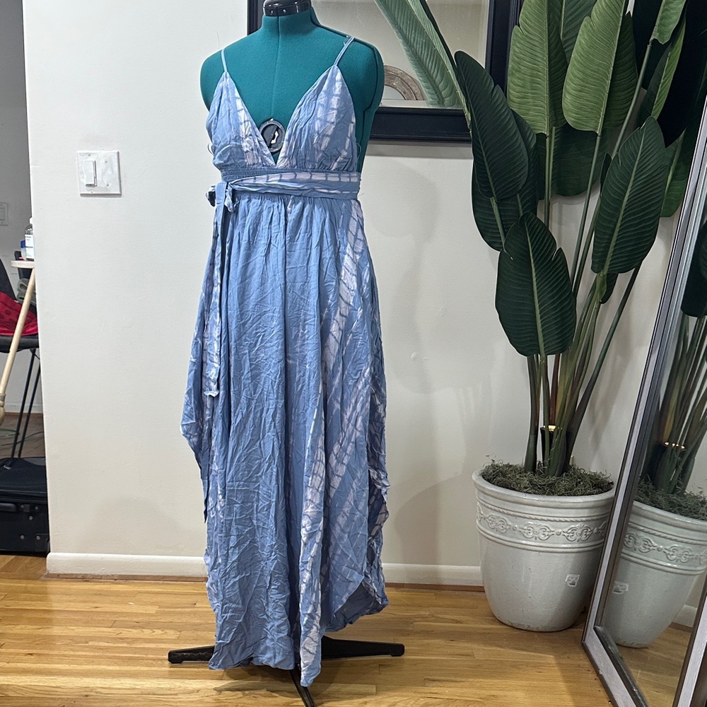 Elegant Blue Maxi Dress